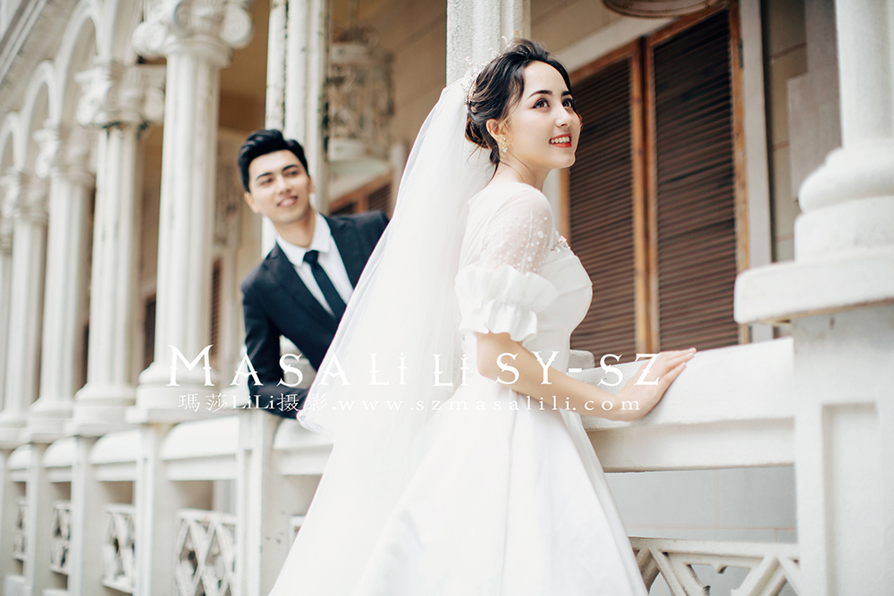 买先生夫妇幸福浪漫婚纱照                      深圳玫瑰小镇摄影基地瑪莎莉莉婚纱摄影工作室玛莎莉莉出品 