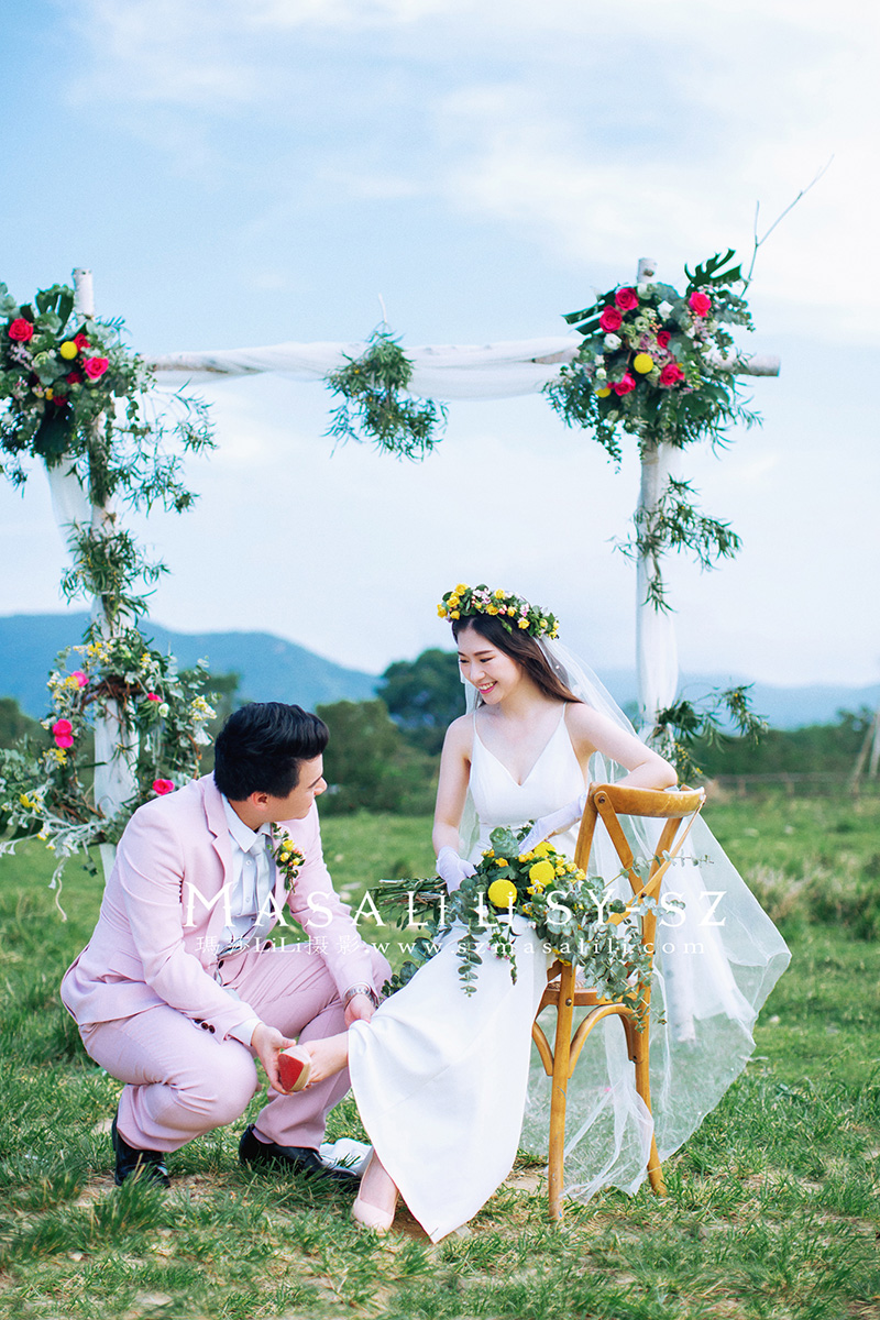曾先生&郑小姐夫妇青青牧场旅拍婚纱照                        深圳婚纱摄影摄影工作室玛莎莉莉摄影出品
