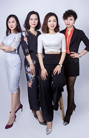 团队商务形象照                                   深圳团队照形象照拍摄哪家好