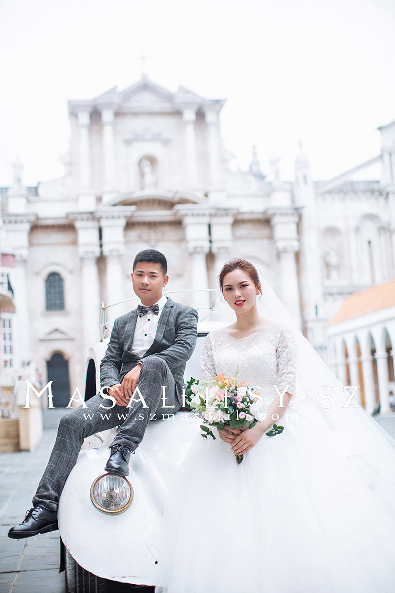 朱小姐夫妇／唯美大气花田游艇婚纱照                          旅游婚纱摄影瑪莎LiLi出品