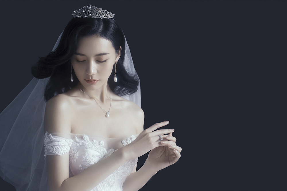 暖暖的幸福          深圳婚纱摄影工作室玛莎莉莉内景婚纱照