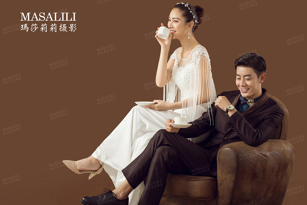 纯色爱恋／深圳婚纱摄影前十名瑪莎LiLi您的婚纱摄影专家