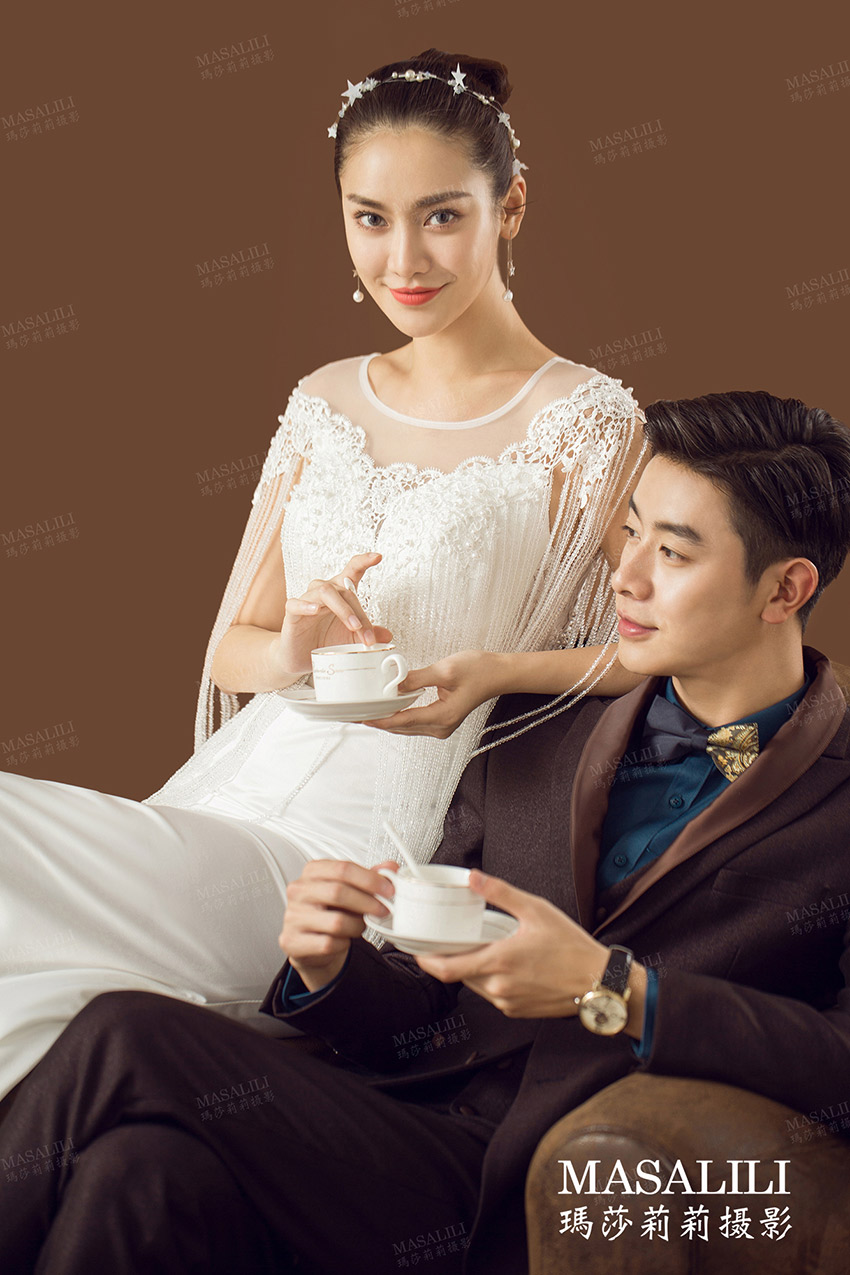 纯色爱恋／深圳婚纱摄影前十名瑪莎LiLi您的婚纱摄影专家