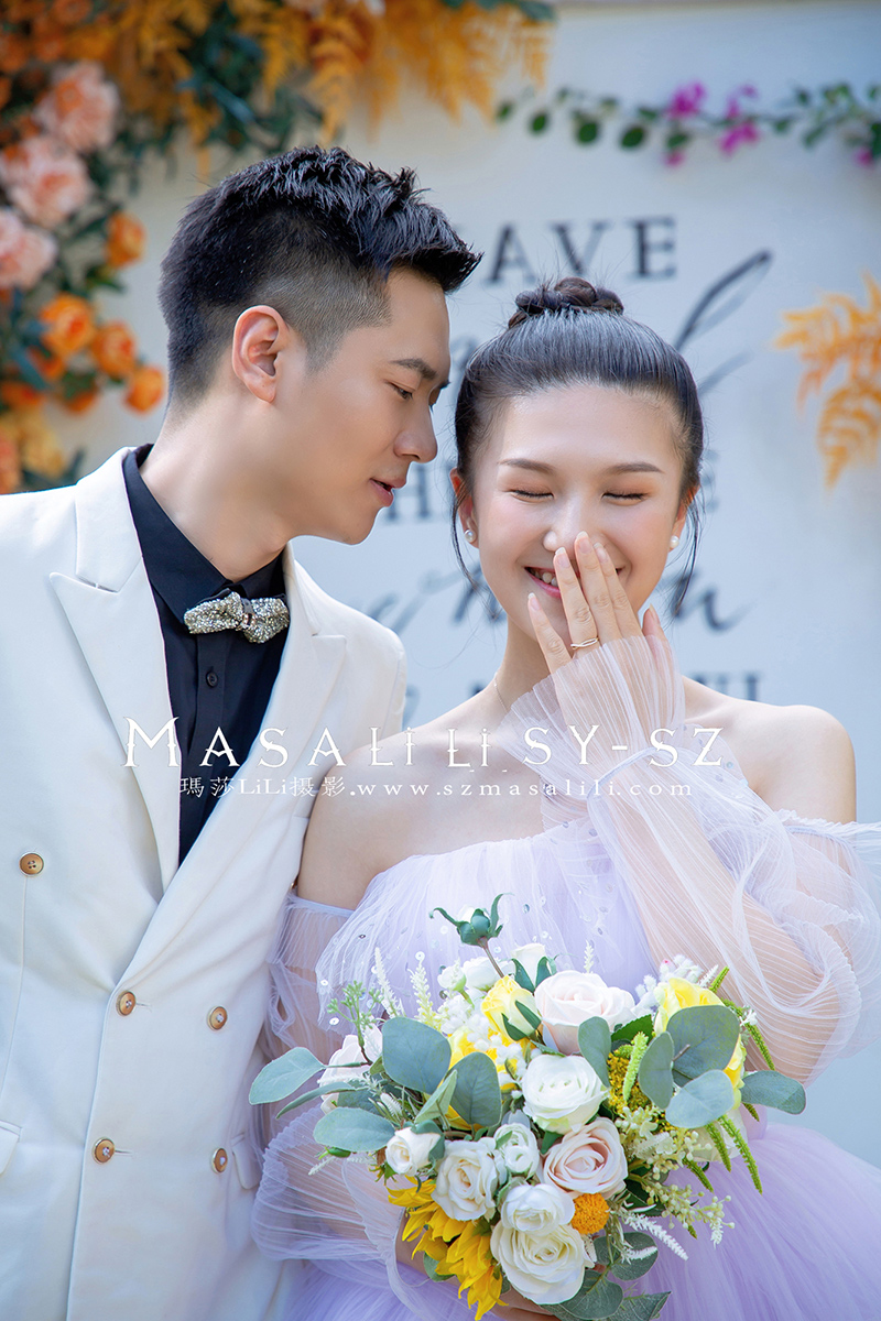 吴小姐夫妇浪漫海景古装婚纱照                       深圳婚纱摄影工作室