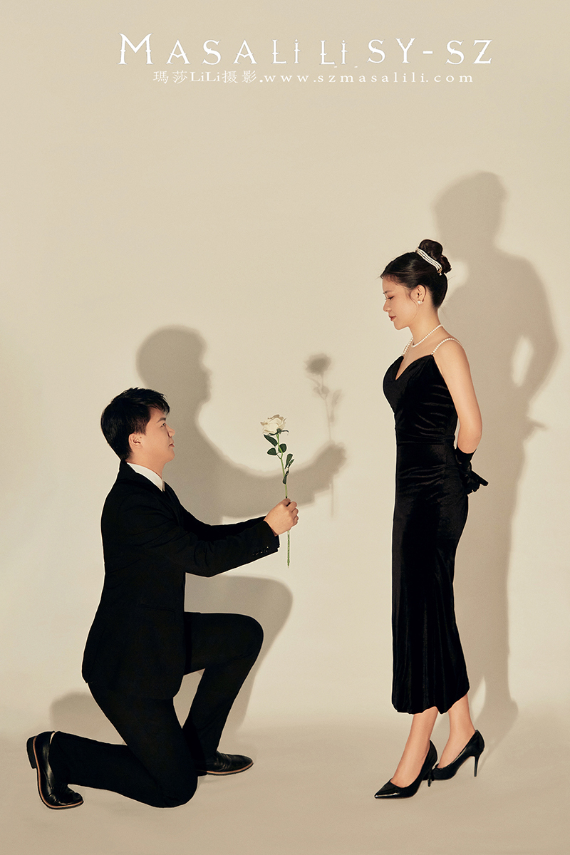 洪小姐复古赫本婚纱照                         深圳婚纱摄影