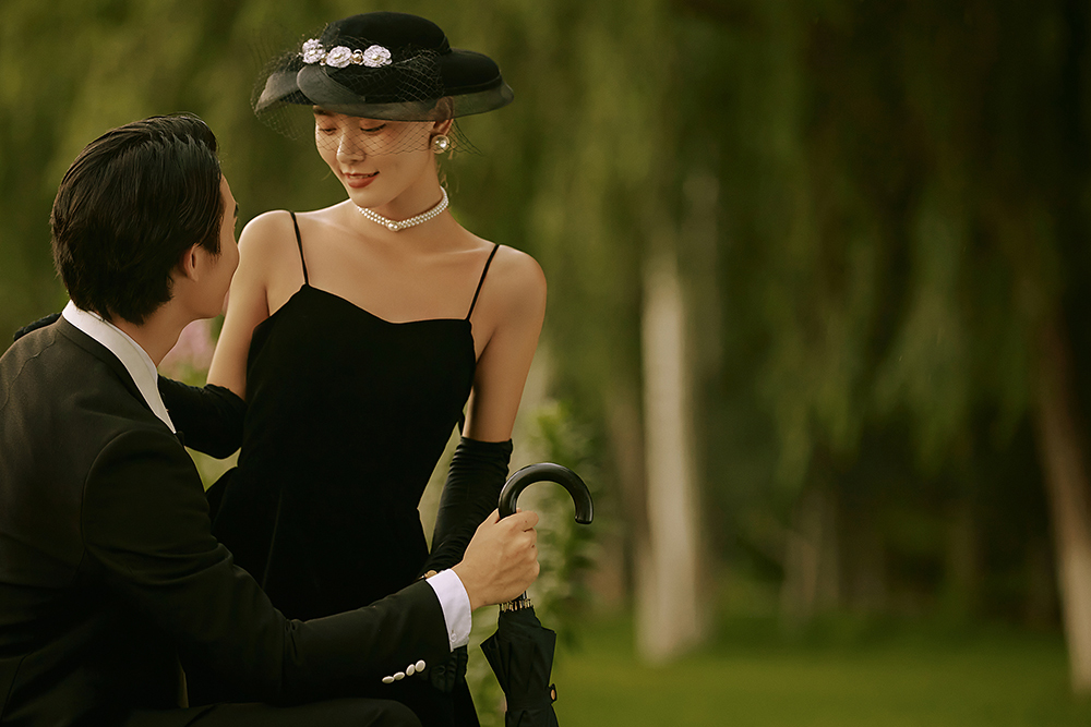 森系赫本风婚纱照                     深圳婚纱摄影