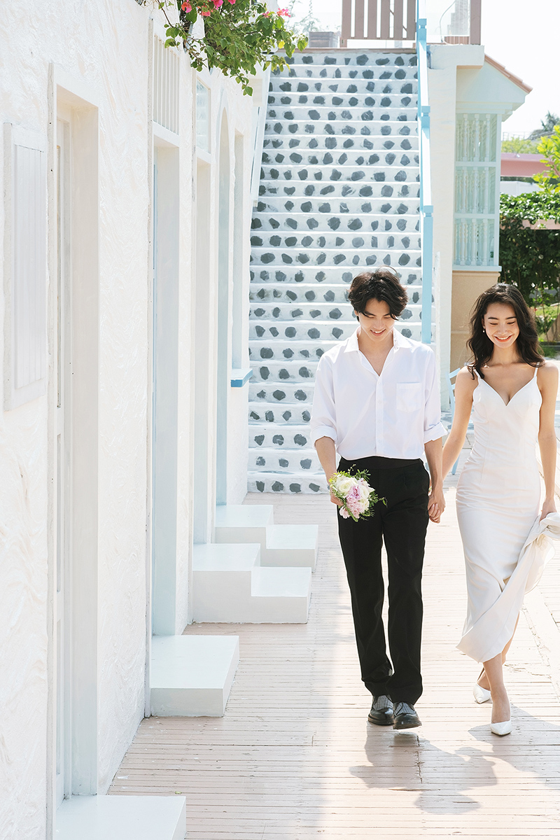 网红民宿旅拍风婚纱照                                深圳婚纱摄影