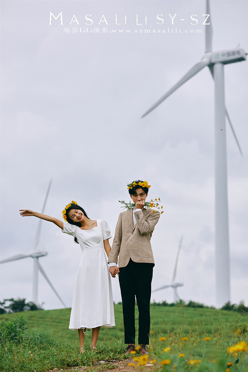风车山顶.                旅拍婚纱照  