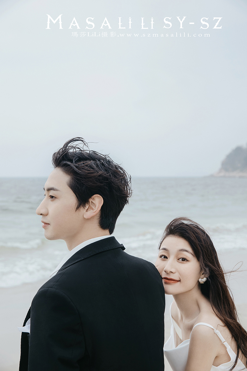 李先生夫妇浪漫婚纱照