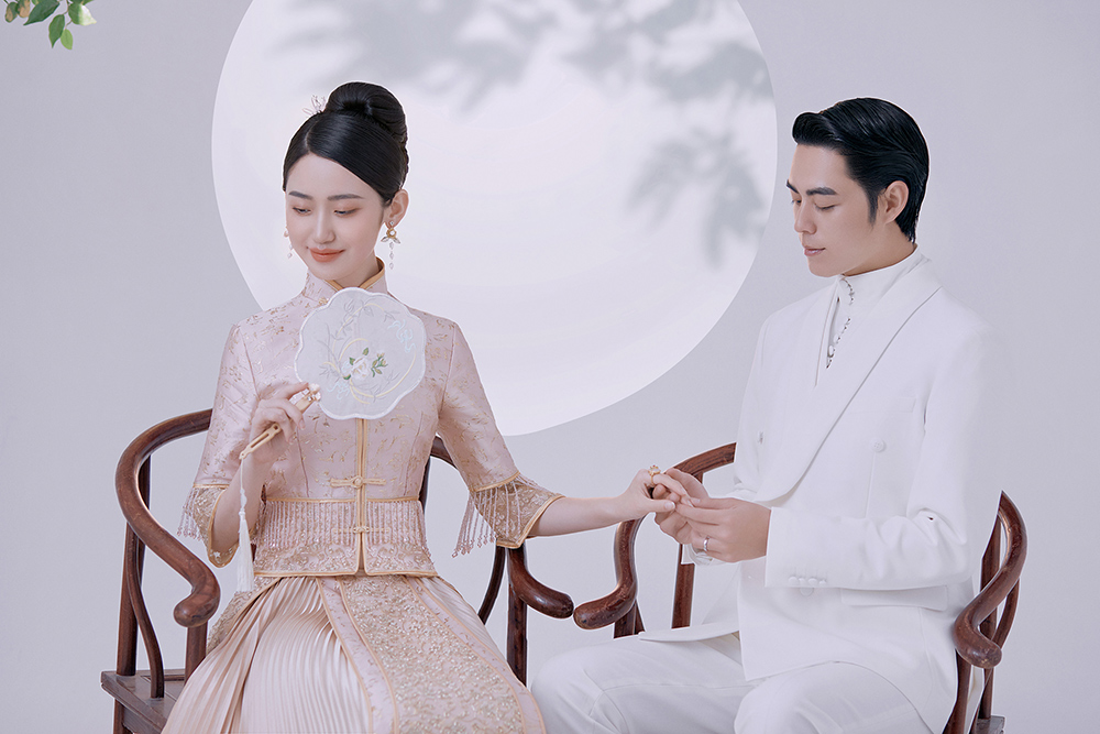 中式古装                                      深圳婚纱照