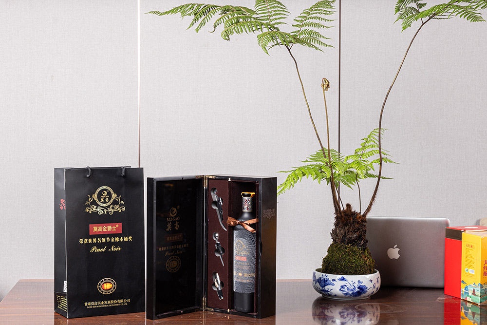 红酒拍摄                         深圳产品摄影
