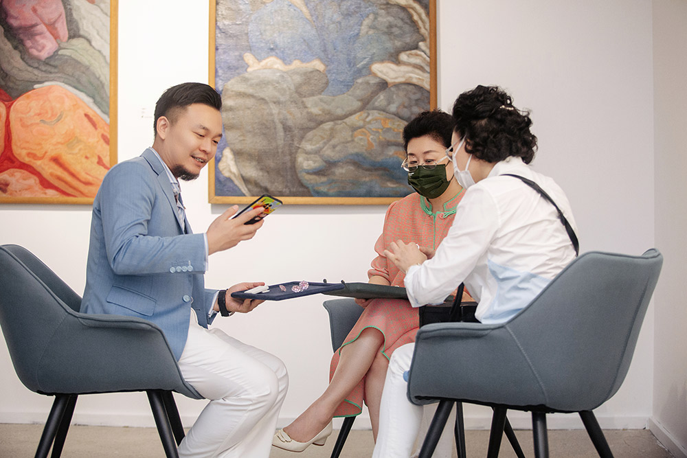 珠宝少龙活动                     珠宝展沙龙会议摄影摄像跟拍