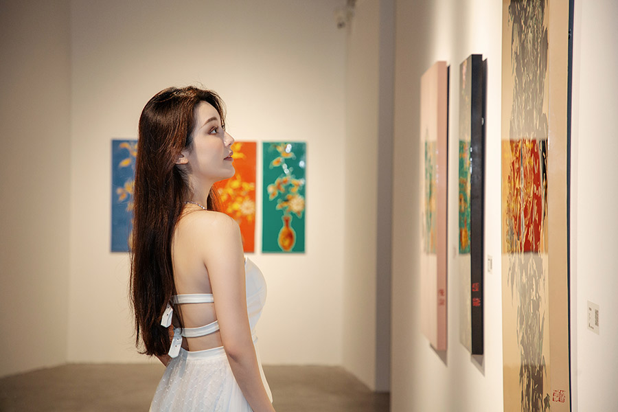 珠宝少龙活动                     珠宝展沙龙会议摄影摄像跟拍