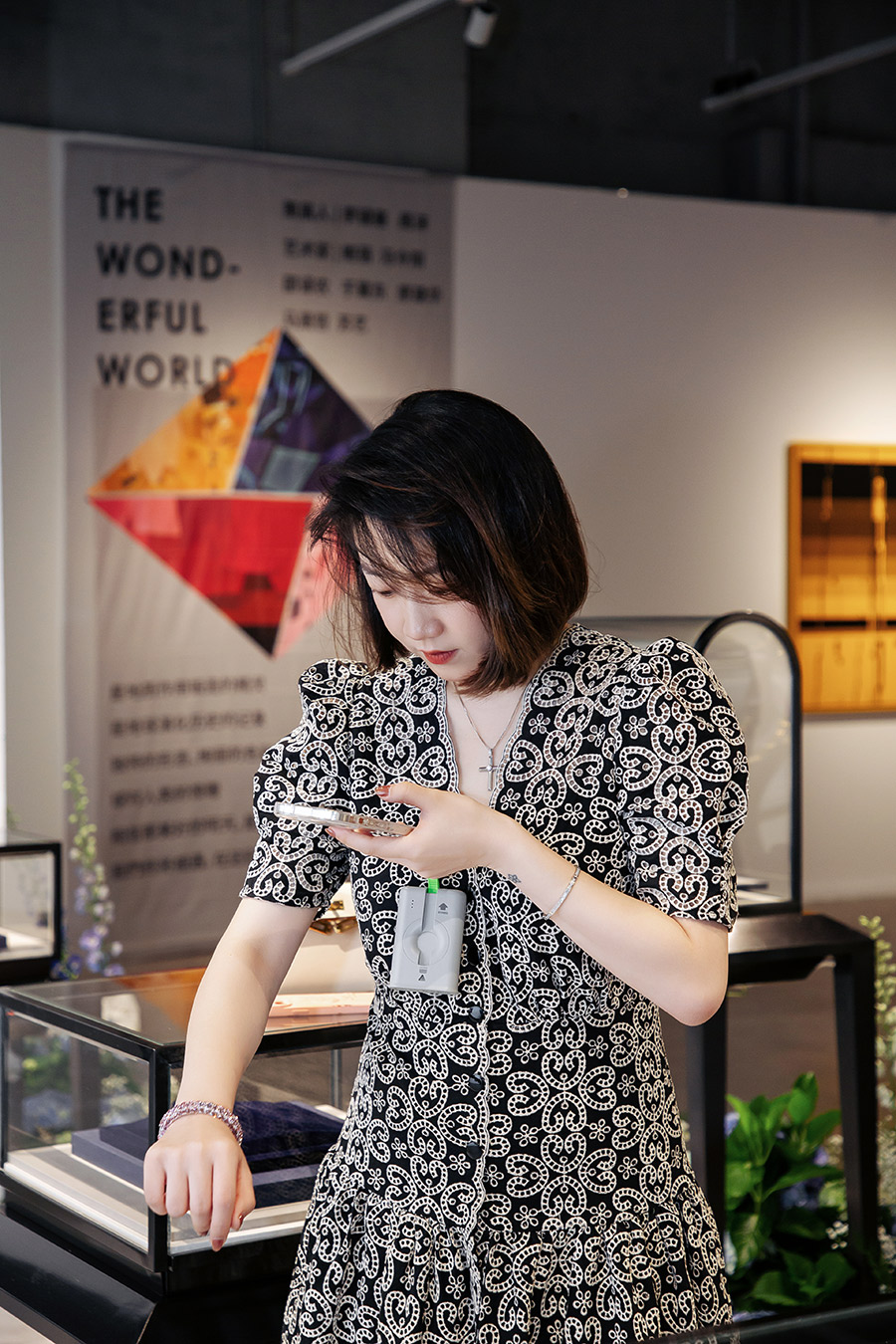 珠宝少龙活动                     珠宝展沙龙会议摄影摄像跟拍
