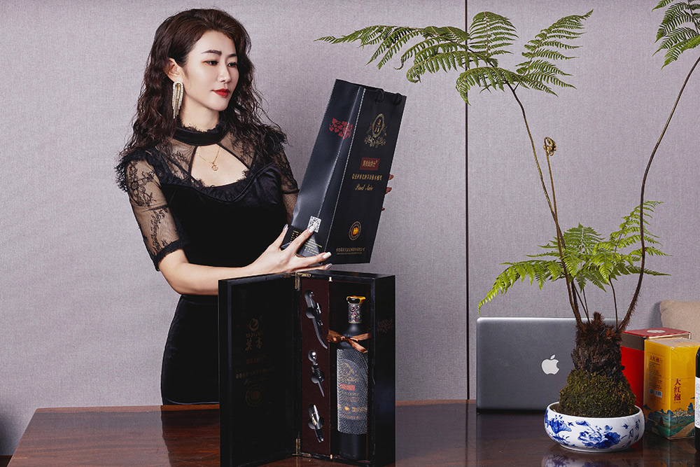 红酒                       深圳产品摄影