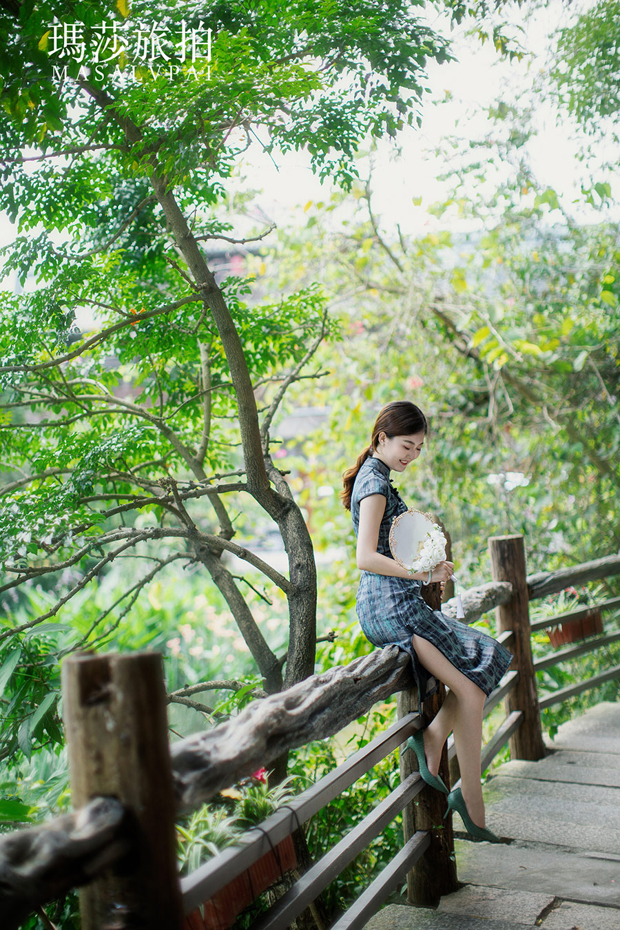 李小姐               甘坑古镇旗袍写真