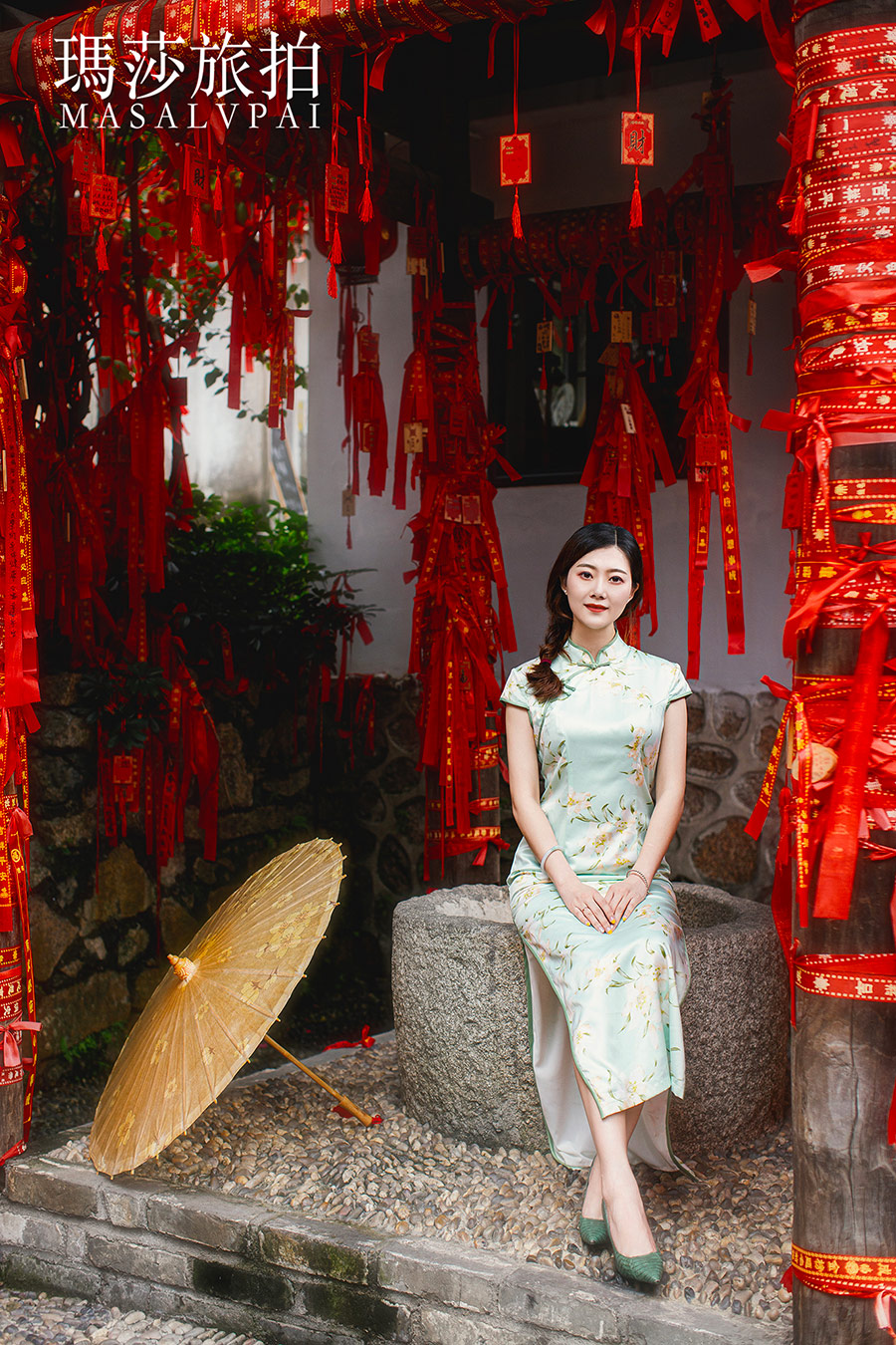 李小姐                   甘坑古镇古风旗袍