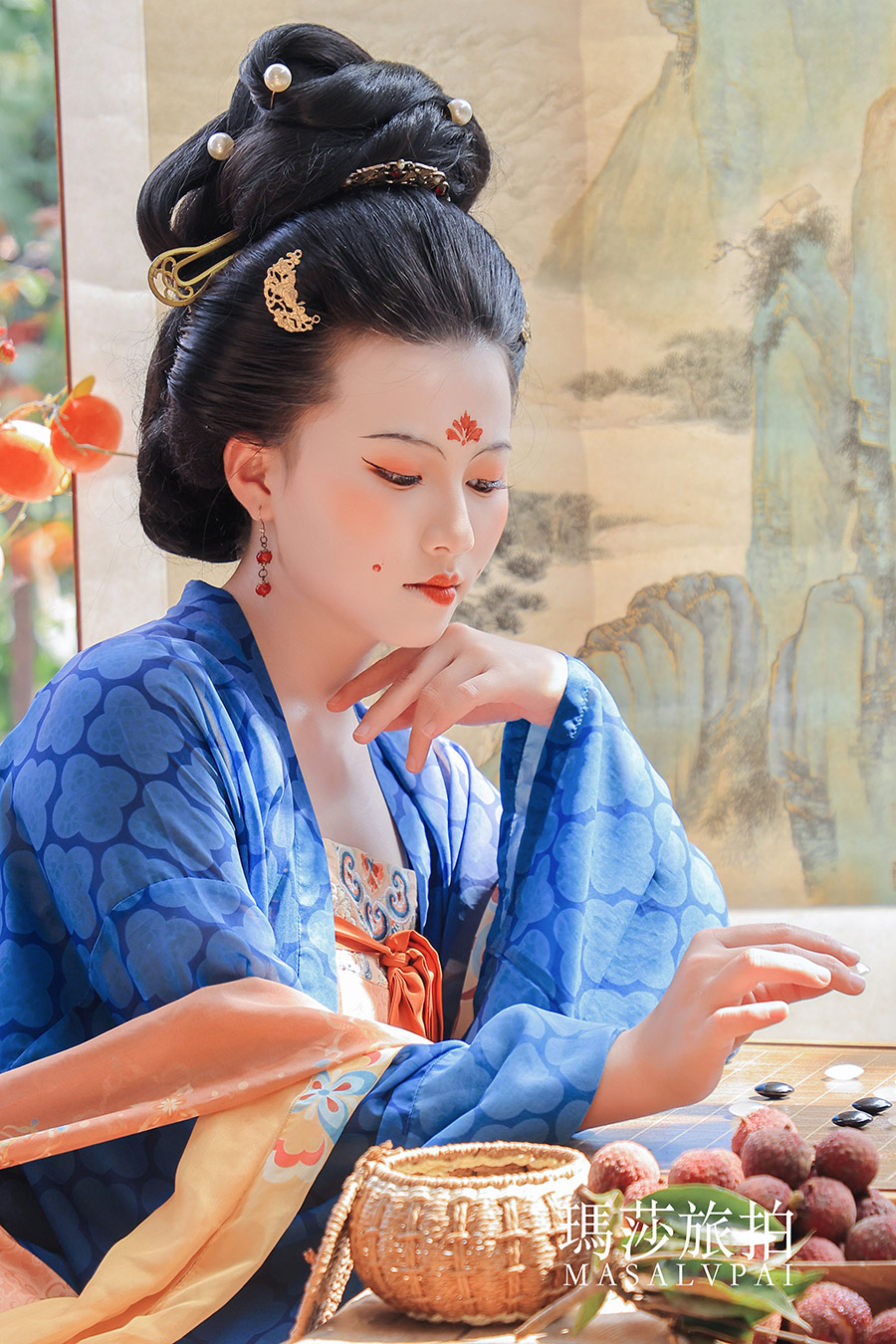 小雨                         甘坑古镇汉服写真