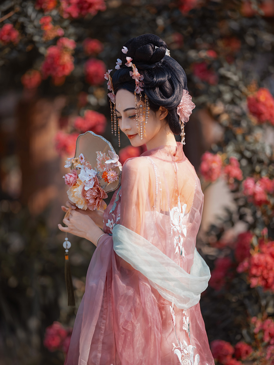 刘小姐仙湖公园紫薇花                   深圳外景写真