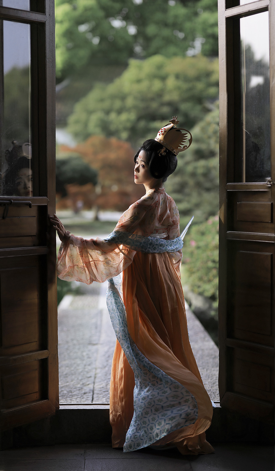 唐小姐i汉服写真                    深圳古风写真馆