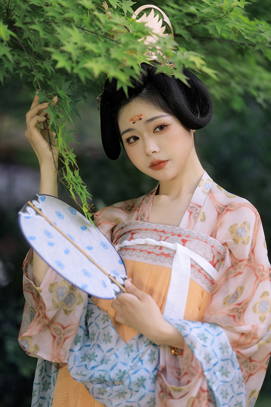 唐小姐i汉服写真                    深圳古风写真馆
