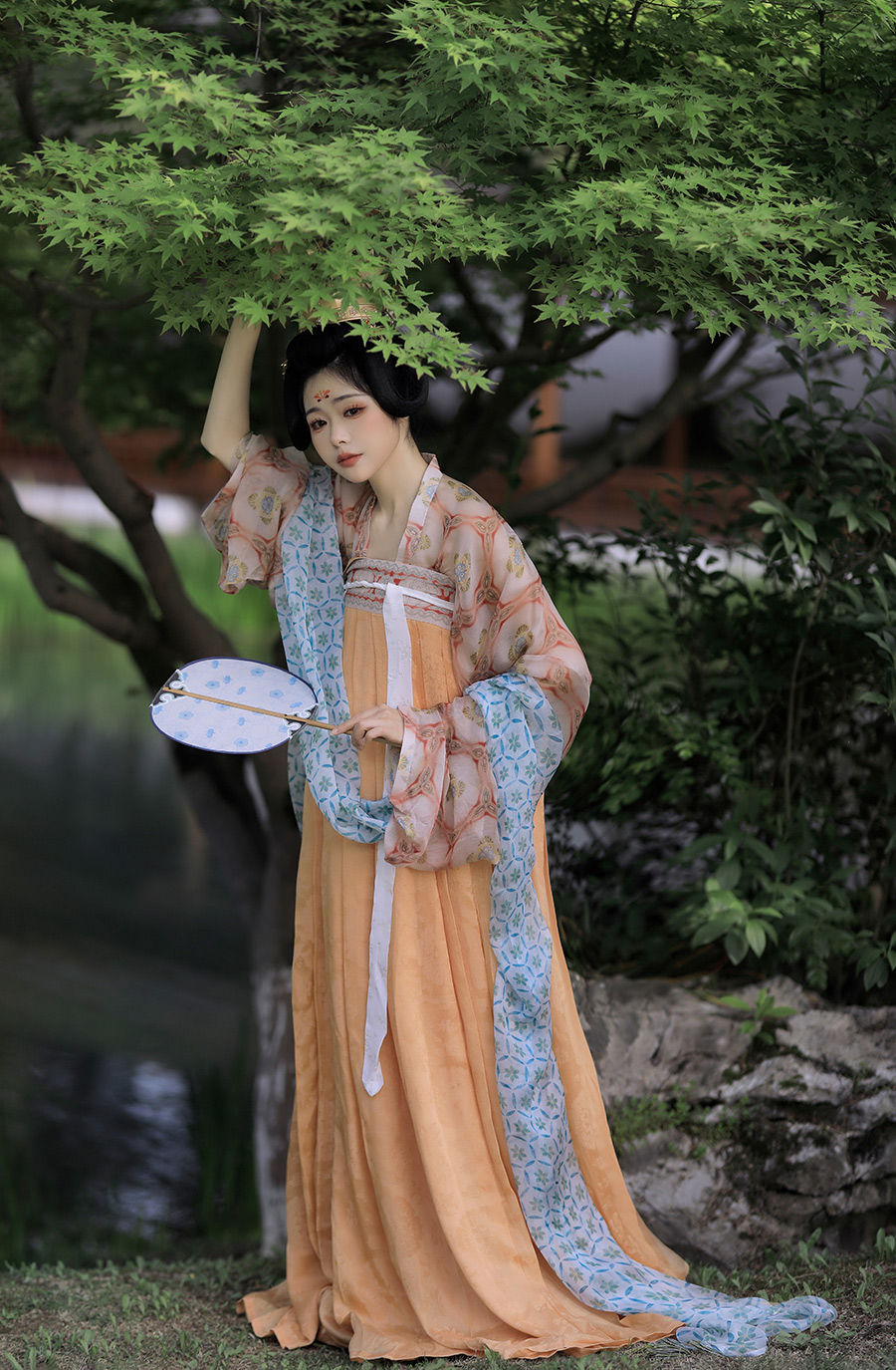唐小姐i汉服写真                    深圳古风写真馆